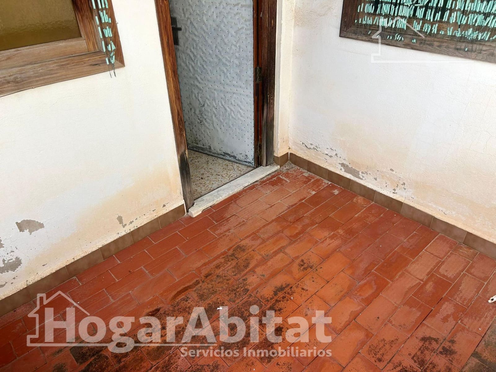 4 bedroom Flat for sale in Manises - € 250,000 (Ref: 9927467)
