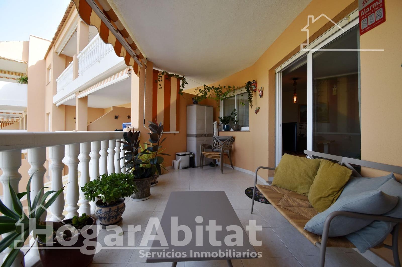 2 bedroom Flat for sale in Piles with pool garage - € 280,000 (Ref: 9927476)