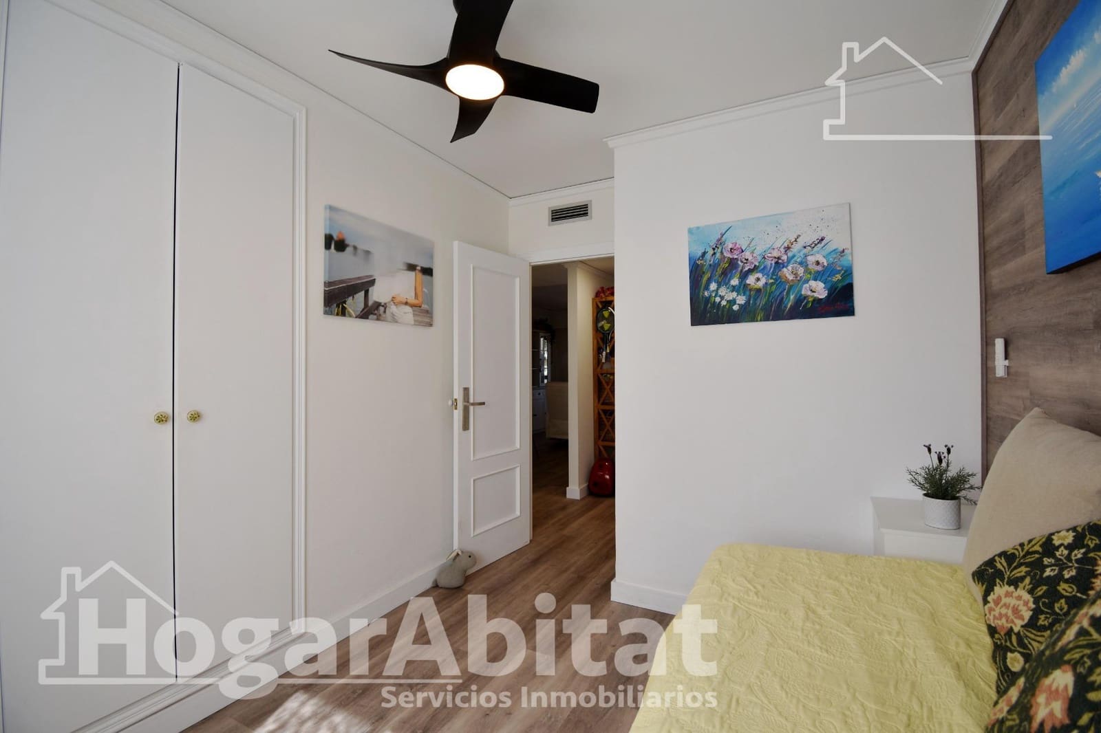 2 bedroom Flat for sale in Piles with pool garage - € 280,000 (Ref: 9927476)