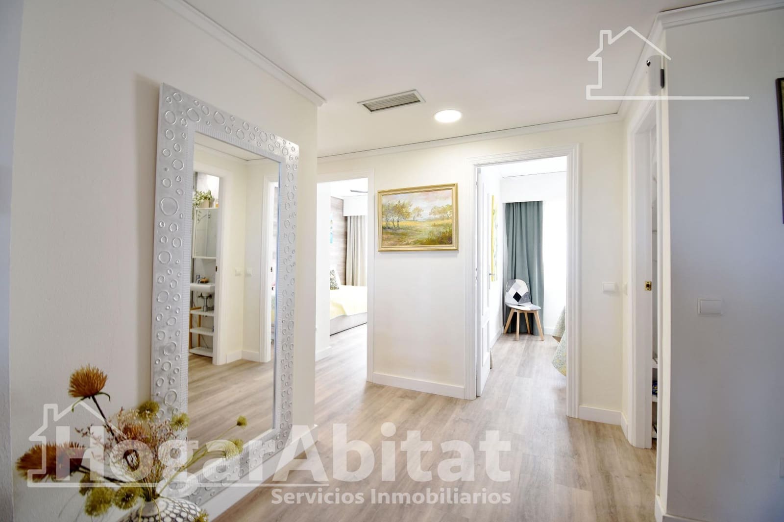 2 bedroom Flat for sale in Piles with pool garage - € 280,000 (Ref: 9927476)