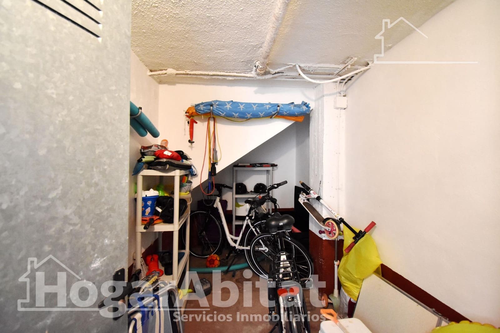 2 bedroom Flat for sale in Piles with pool garage - € 280,000 (Ref: 9927476)
