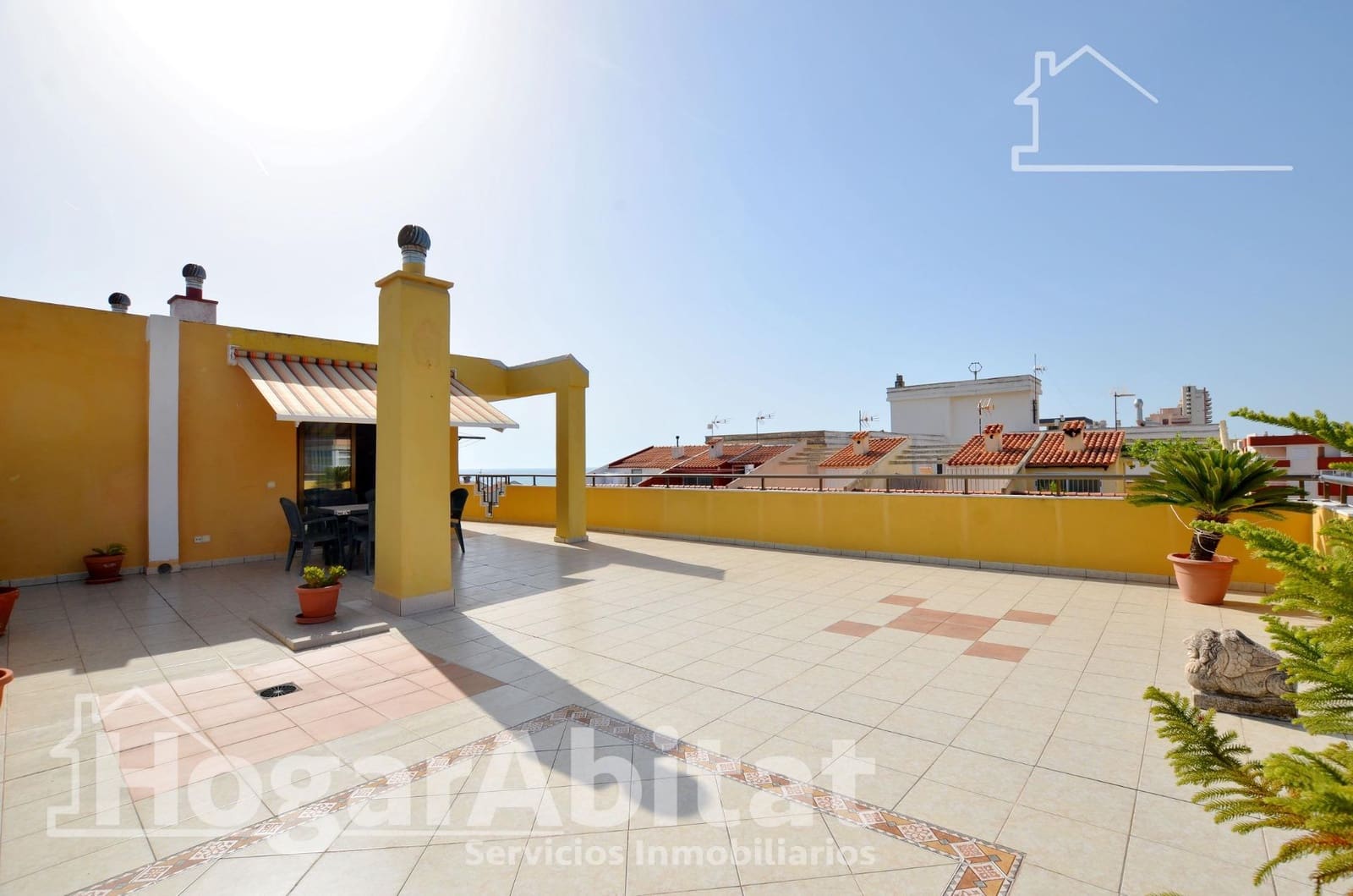 3 bedroom Penthouse for sale in Tavernes de la Valldigna with pool garage - € 310,000 (Ref: 9927478)