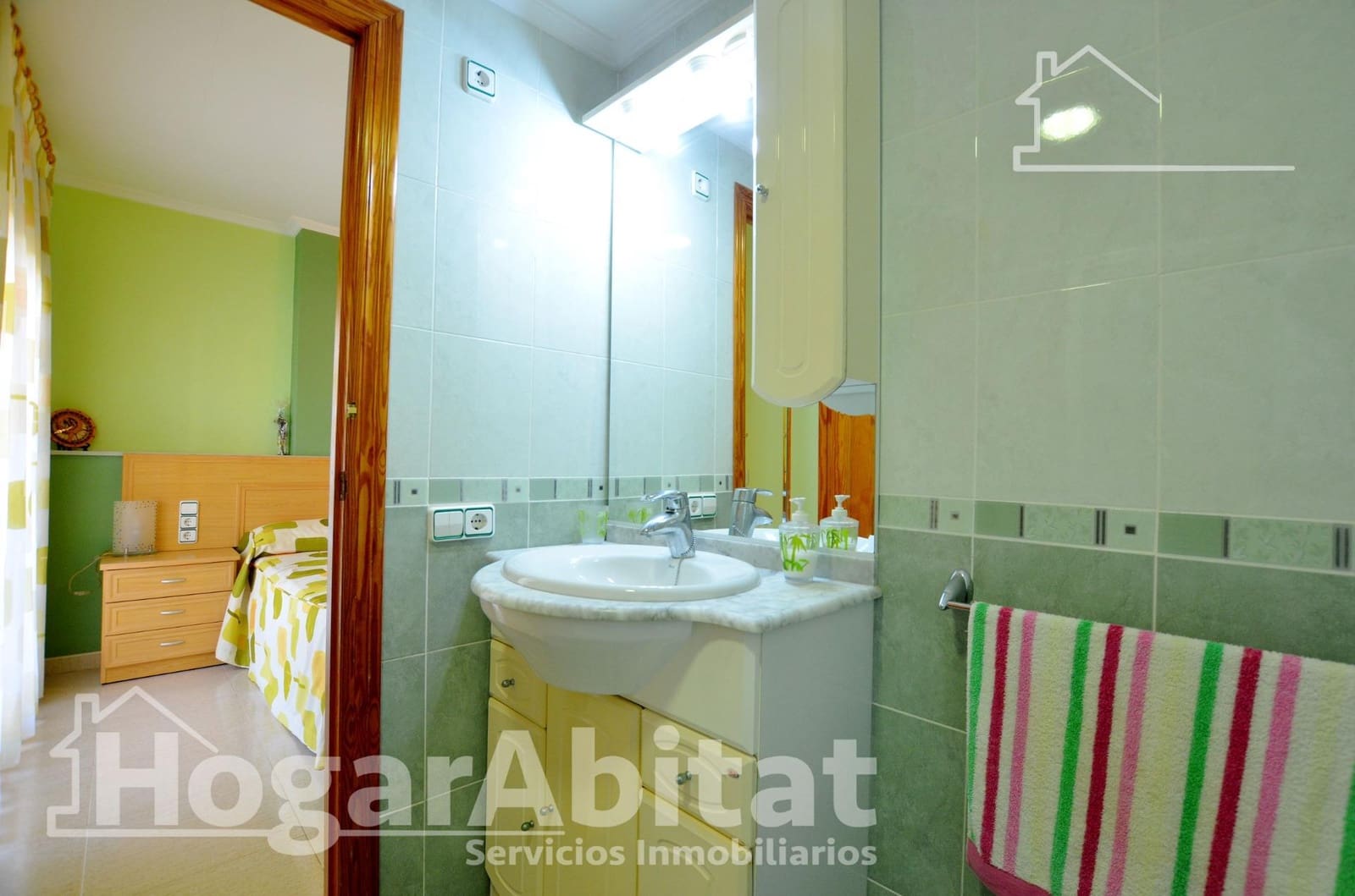 3 bedroom Penthouse for sale in Tavernes de la Valldigna with pool garage - € 310,000 (Ref: 9927478)
