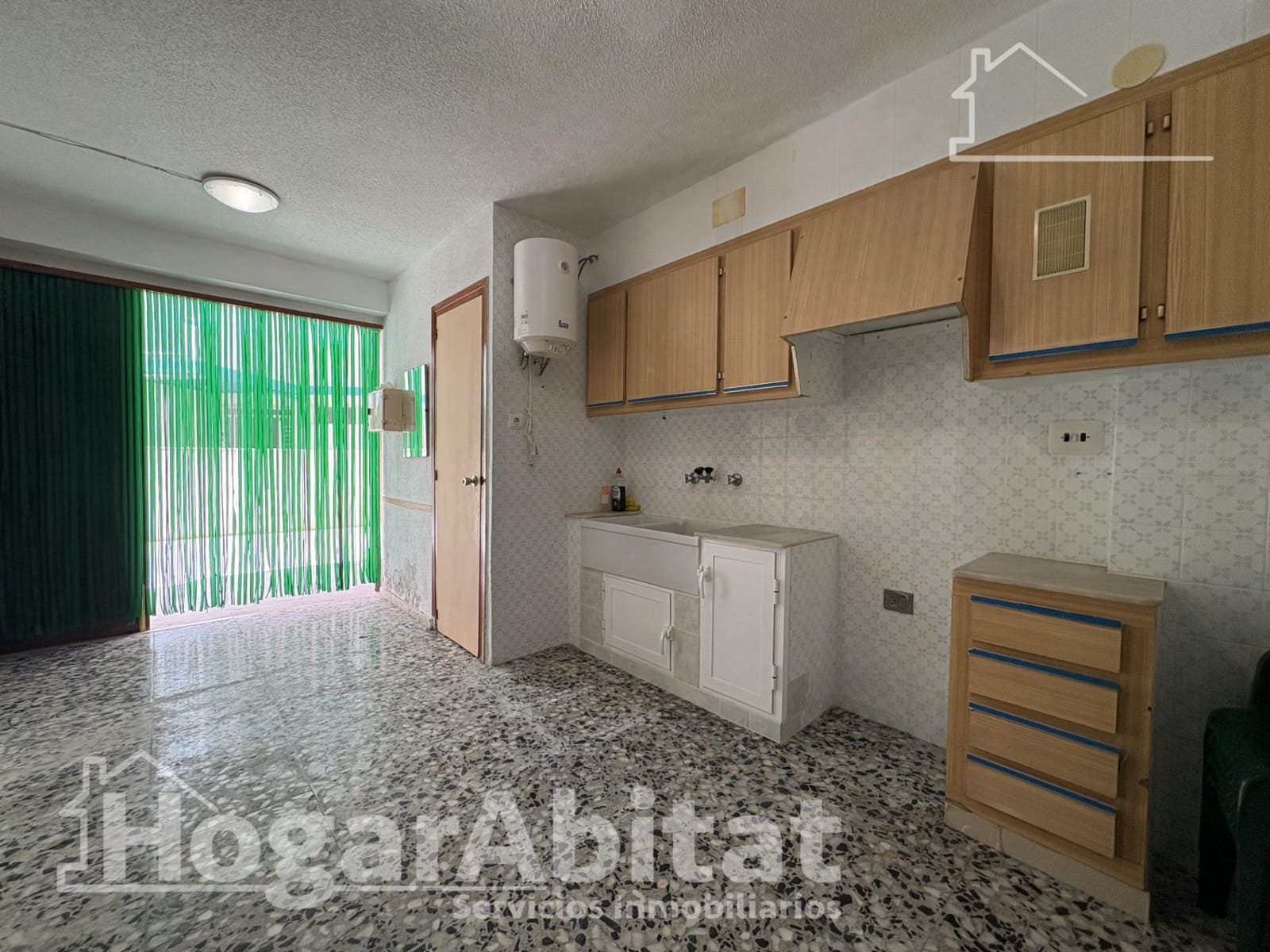 6 slaapkamer Flat te koop in Tavernes de la Valldigna met garage - € 220.000 (Ref: 9927479)