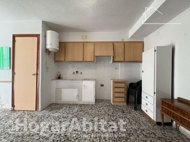 6 slaapkamer Flat te koop in Tavernes de la Valldigna met garage - € 220.000 (Ref: 9927479)