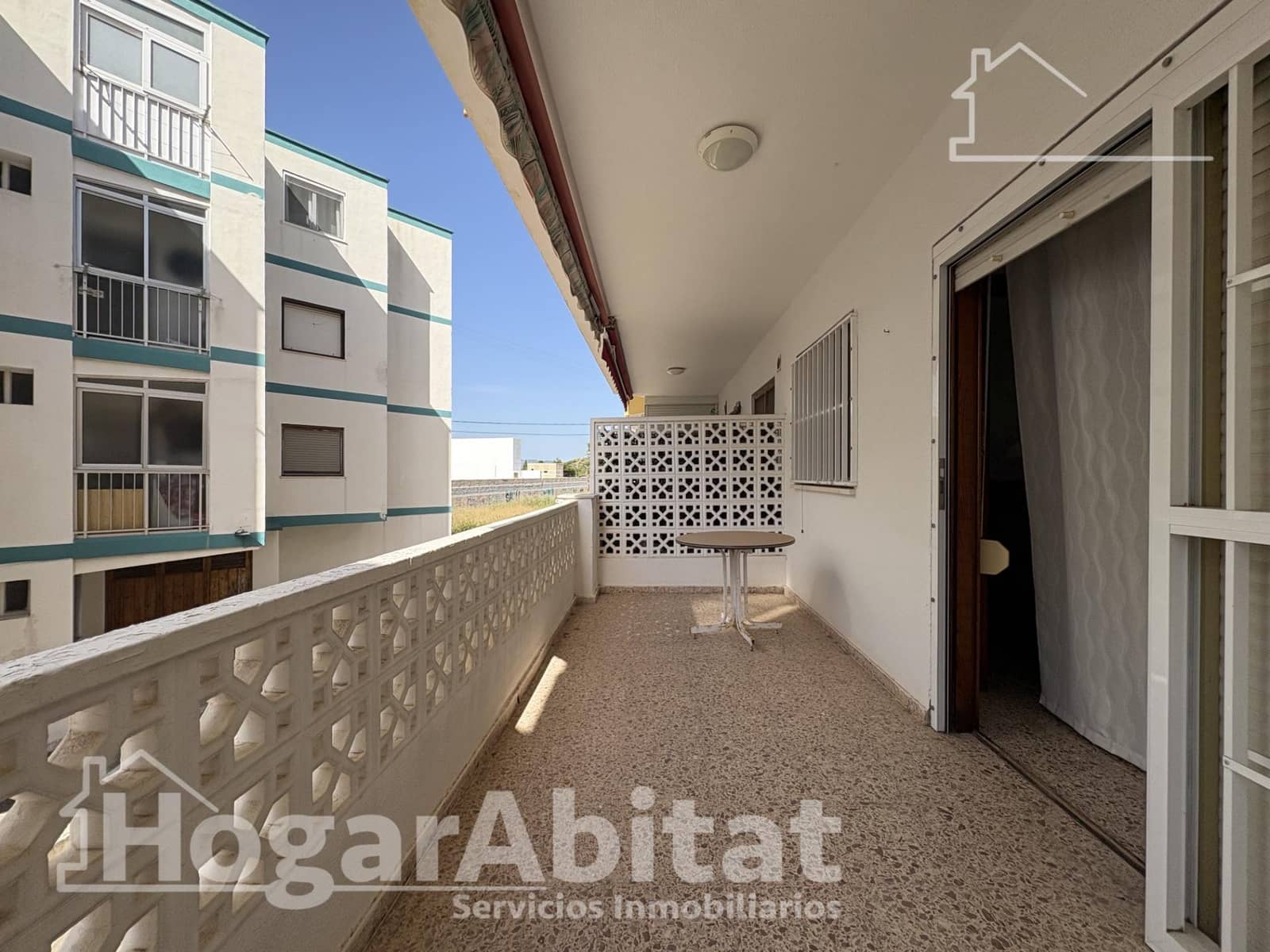 6 slaapkamer Flat te koop in Tavernes de la Valldigna met garage - € 220.000 (Ref: 9927479)