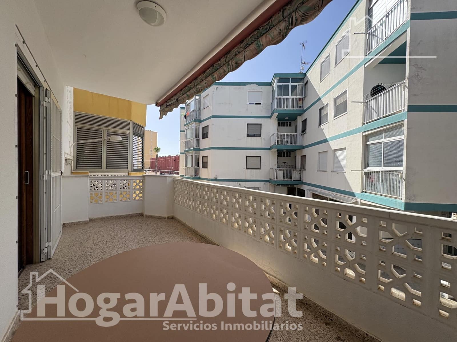 6 slaapkamer Flat te koop in Tavernes de la Valldigna met garage - € 220.000 (Ref: 9927479)