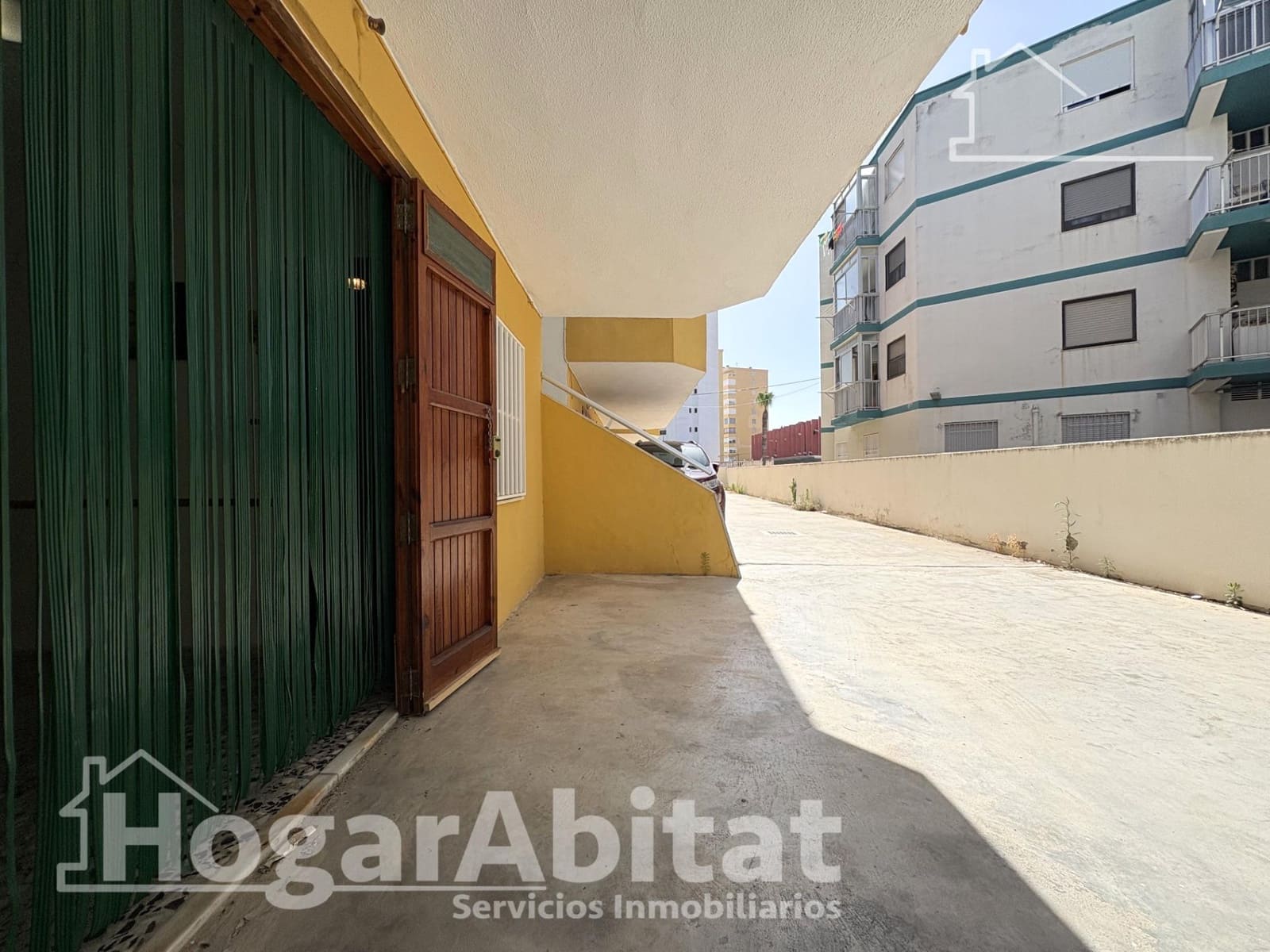 6 slaapkamer Flat te koop in Tavernes de la Valldigna met garage - € 220.000 (Ref: 9927479)