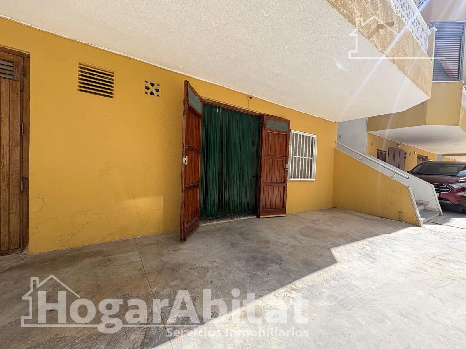 6 slaapkamer Flat te koop in Tavernes de la Valldigna met garage - € 220.000 (Ref: 9927479)