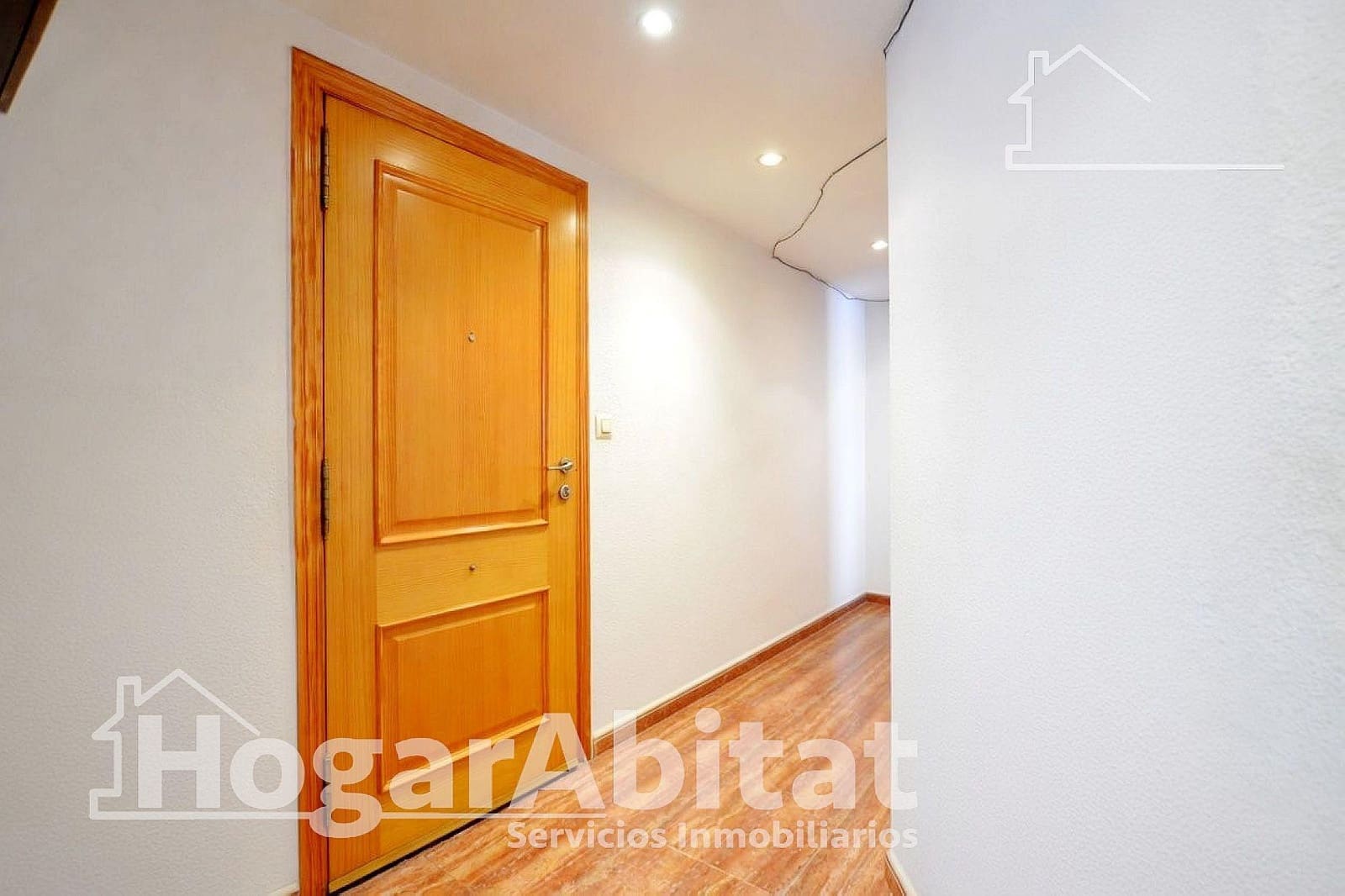 3 bedroom Flat for sale in Tavernes de la Valldigna - € 126,000 (Ref: 9927480)
