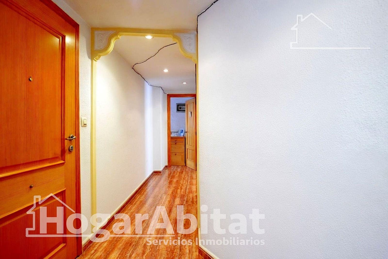 3 bedroom Flat for sale in Tavernes de la Valldigna - € 126,000 (Ref: 9927480)