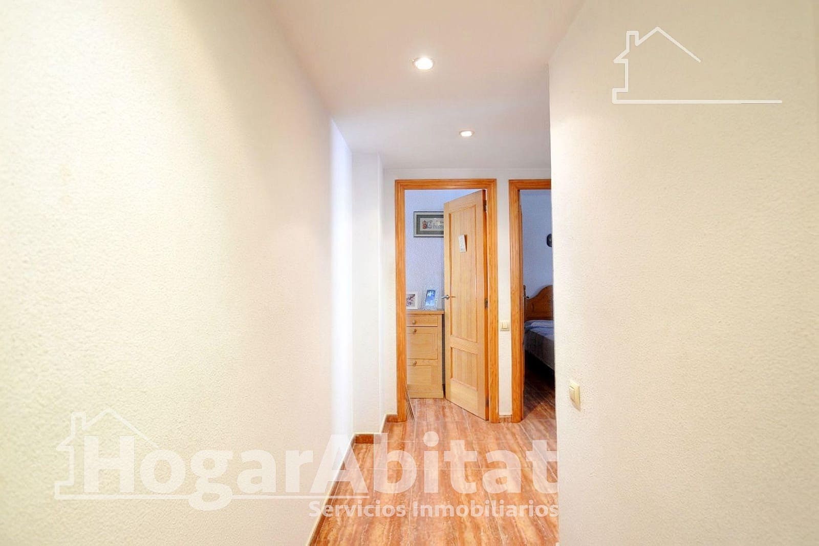 3 bedroom Flat for sale in Tavernes de la Valldigna - € 126,000 (Ref: 9927480)