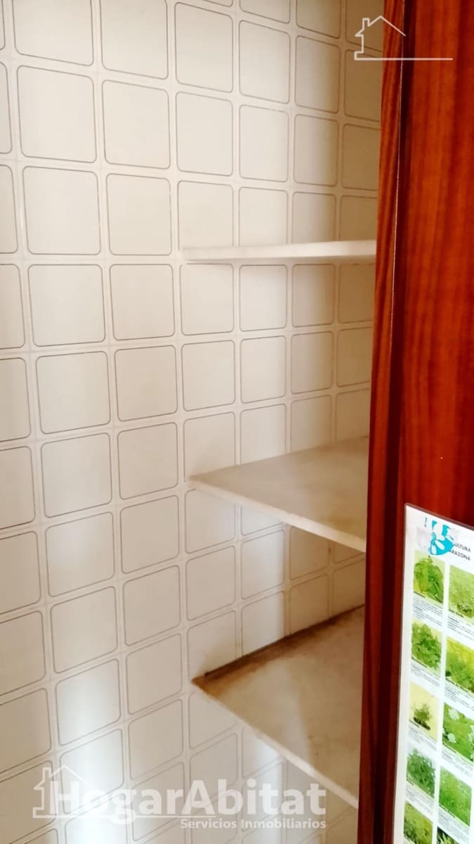 4 bedroom Flat for sale in Benifaio - € 190,000 (Ref: 9927481)