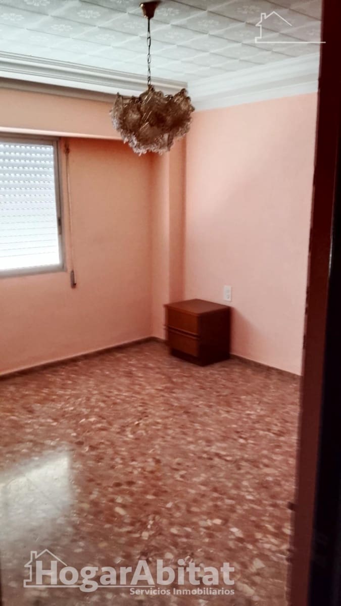 4 bedroom Flat for sale in Benifaio - € 190,000 (Ref: 9927481)