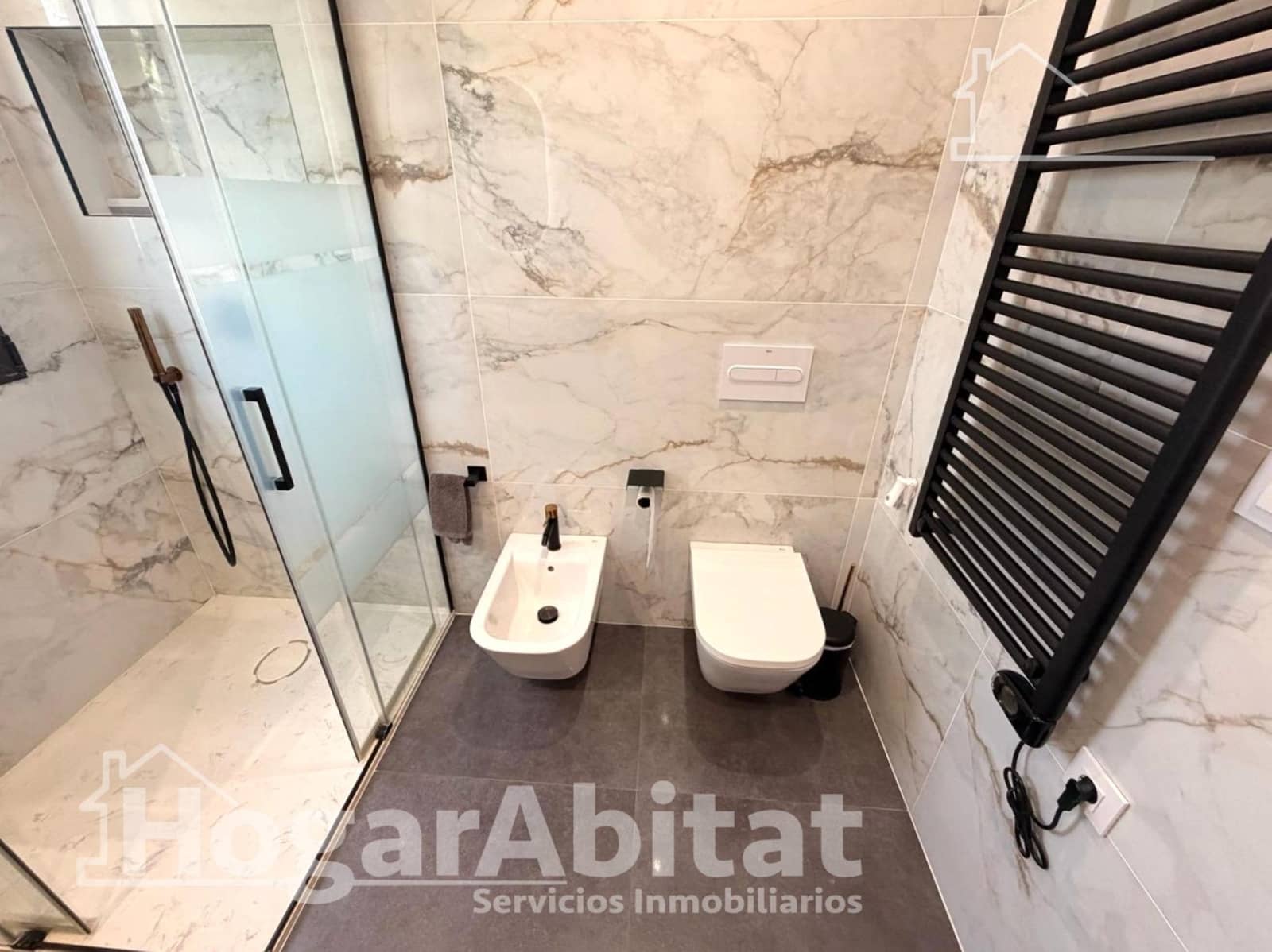 3 bedroom Villa for sale in Valencia city with pool garage - € 398,000 (Ref: 9927483)