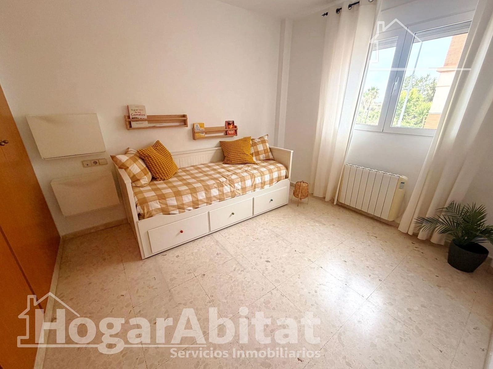 Piso de 1 habitación en Alfafar en venta - 169.000 € (Ref: 9927484)