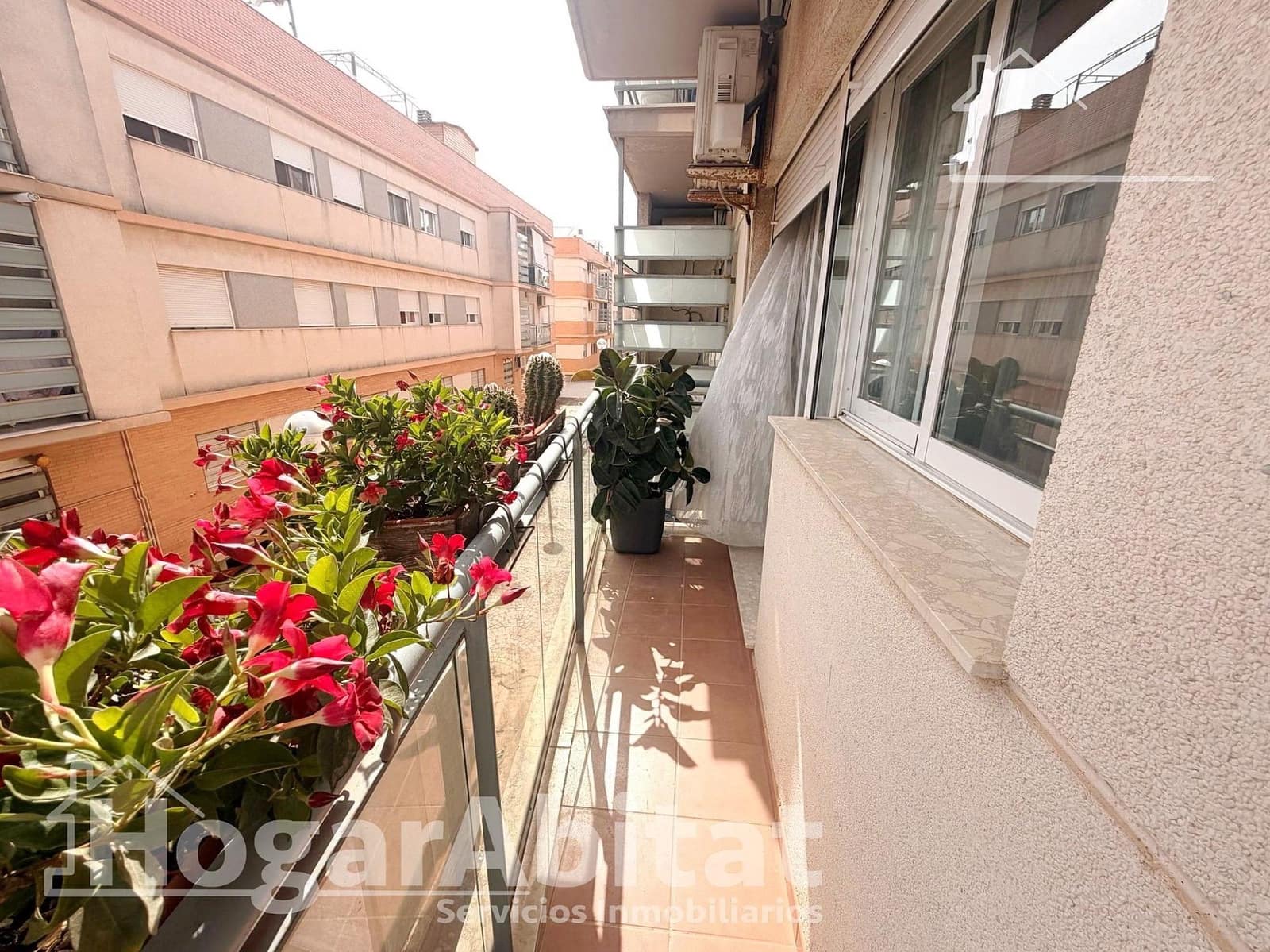Piso de 1 habitación en Alfafar en venta - 169.000 € (Ref: 9927484)