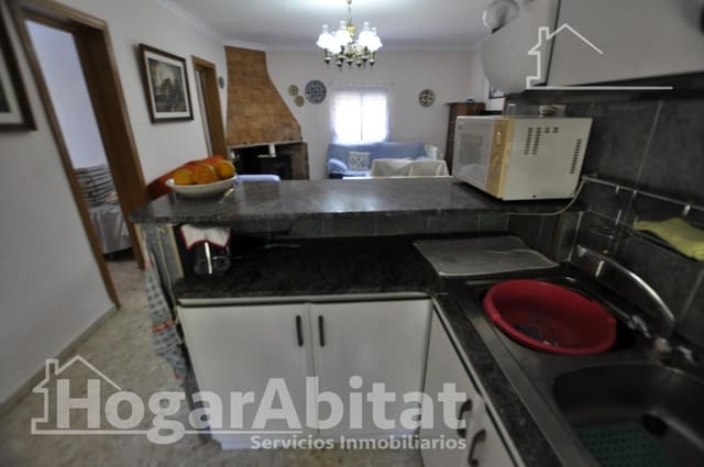 3 soveværelse Villa til salg i Godelleta med swimmingpool garage - € 225.000 (Ref: 9927490)