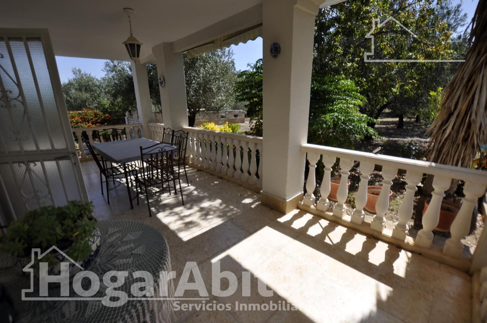3 bedroom Villa for sale in Godelleta with pool garage - € 225,000 (Ref: 9927490)
