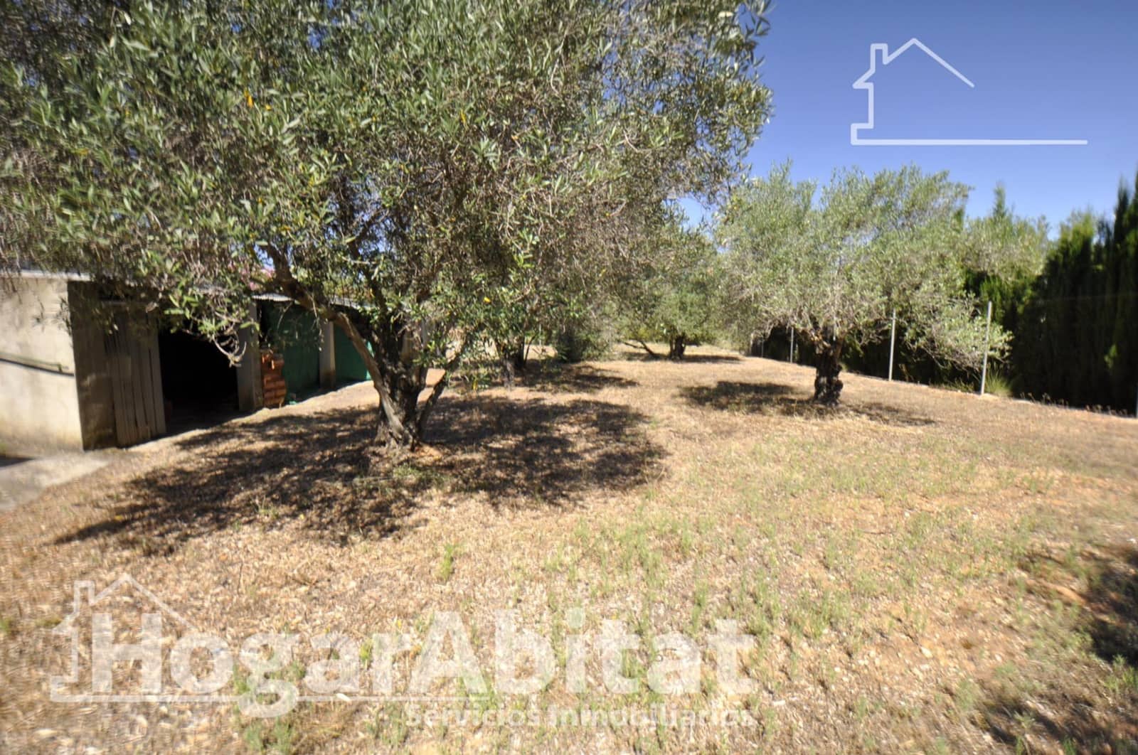 3 bedroom Villa for sale in Godelleta with pool garage - € 225,000 (Ref: 9927490)
