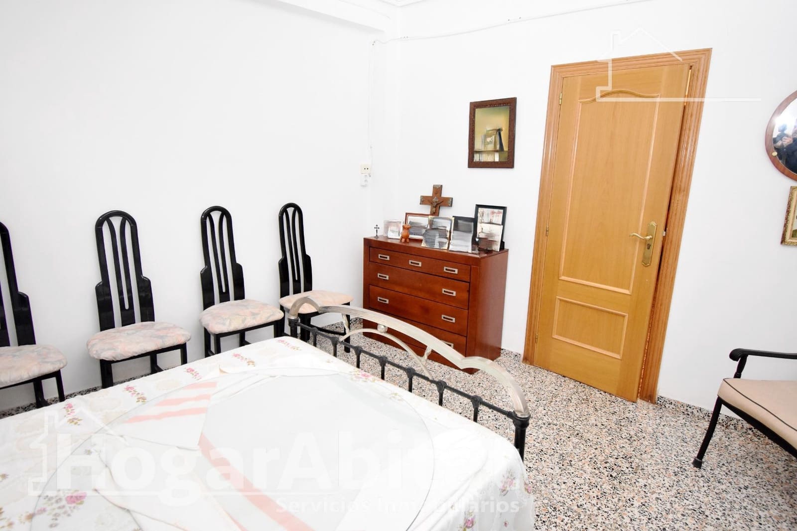 Casa de 3 habitaciones en Picassent en venta - 220.000 € (Ref: 9927491)