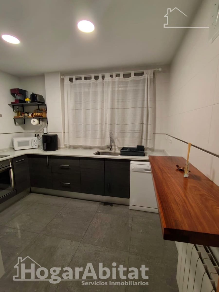 Casa de 4 habitaciones en Picassent en venta con garaje - 345.780 € (Ref: 9927495)