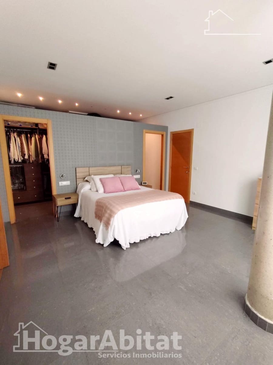 Casa de 4 habitaciones en Picassent en venta con garaje - 345.780 € (Ref: 9927495)