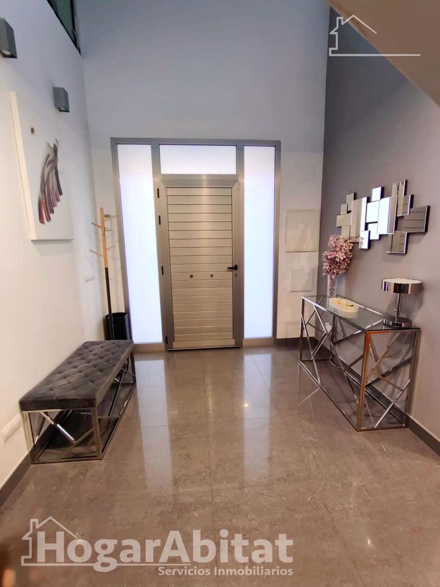 Casa de 4 habitaciones en Picassent en venta con garaje - 345.780 € (Ref: 9927495)