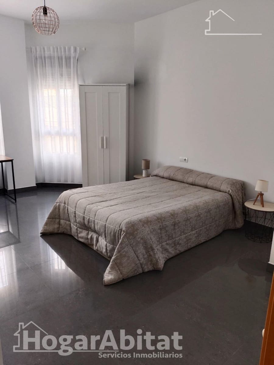 Casa de 4 habitaciones en Picassent en venta con garaje - 345.780 € (Ref: 9927495)
