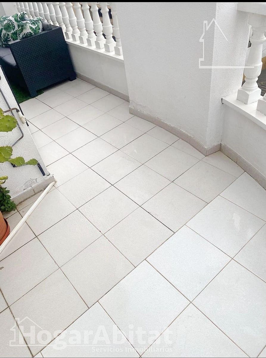 2 slaapkamer Penthouse te koop in Torrevieja met zwembad - € 265.000 (Ref: 9934249)