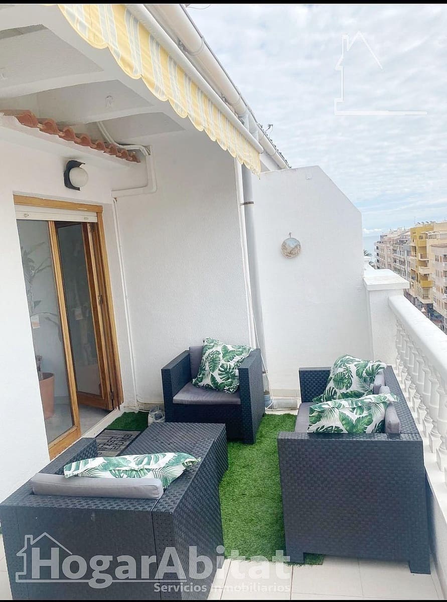 2 slaapkamer Penthouse te koop in Torrevieja met zwembad - € 265.000 (Ref: 9934249)