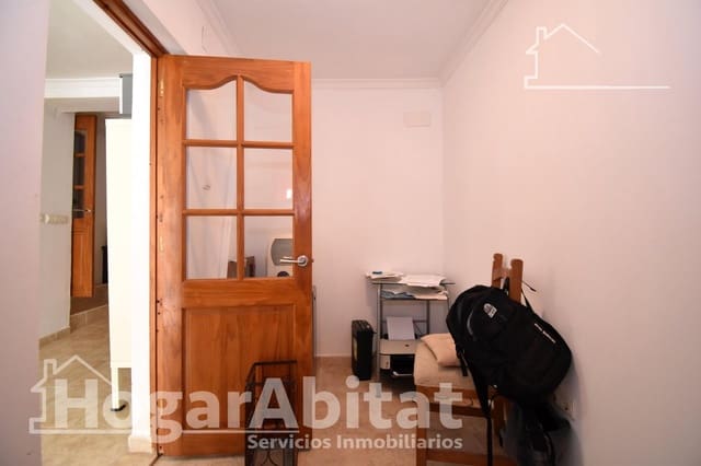 4 makuuhuone Huvila myytävänä paikassa Oliva mukana uima-altaan - 265 000 € (Ref: 9934254)