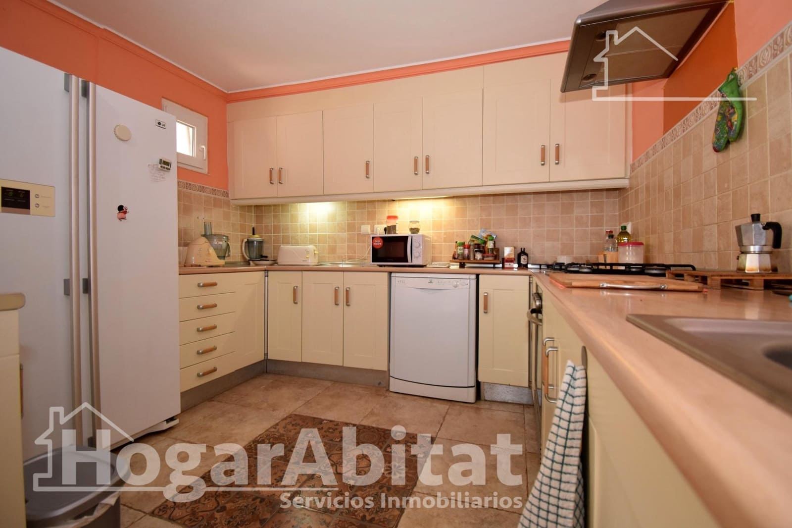 Chalet de 4 habitaciones en Oliva en venta con piscina - 265.000 € (Ref: 9934254)
