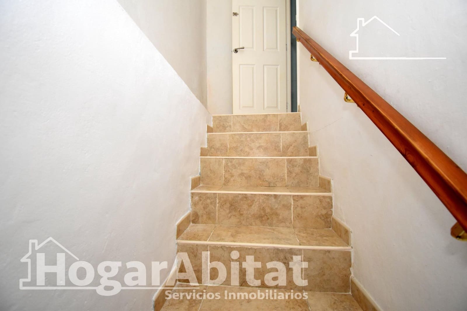 Chalet de 4 habitaciones en Oliva en venta con piscina - 265.000 € (Ref: 9934254)