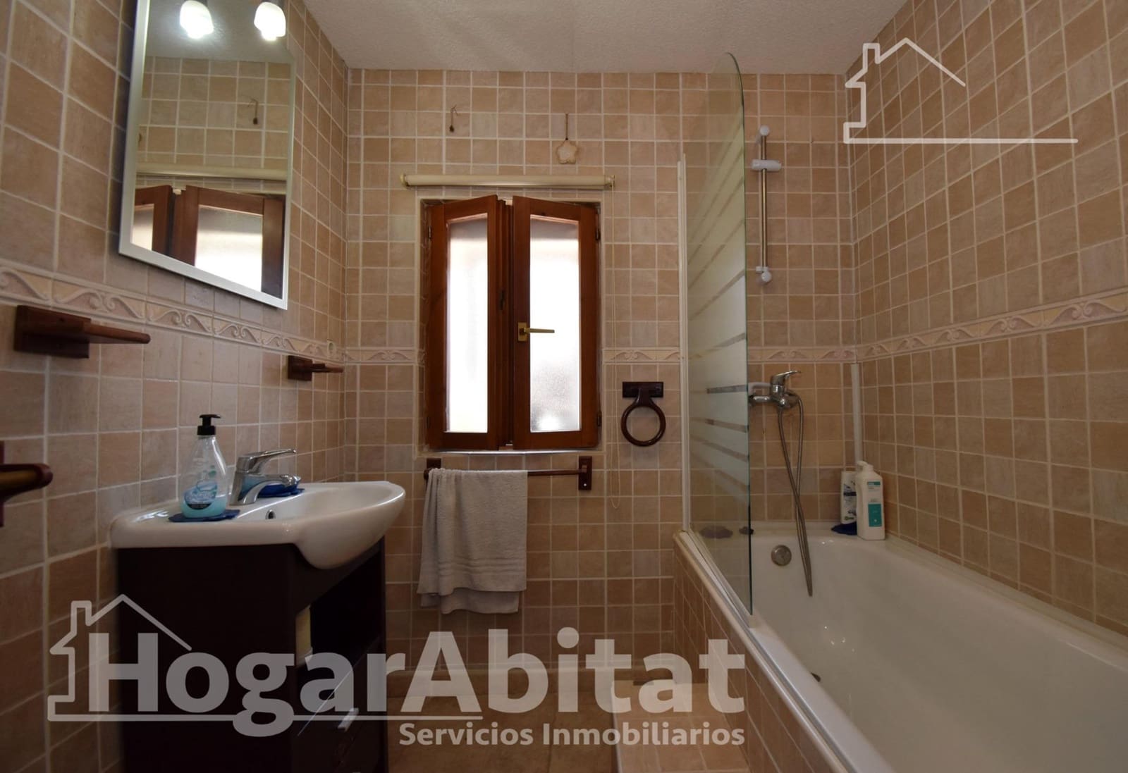 Chalet de 4 habitaciones en Oliva en venta con piscina - 265.000 € (Ref: 9934254)