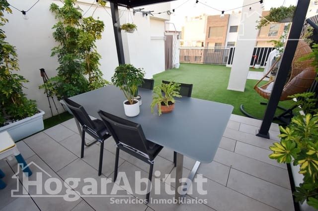 2 soveværelse Penthouse til salg i Castelló de la Plana med garage - € 239.900 (Ref: 9936448)