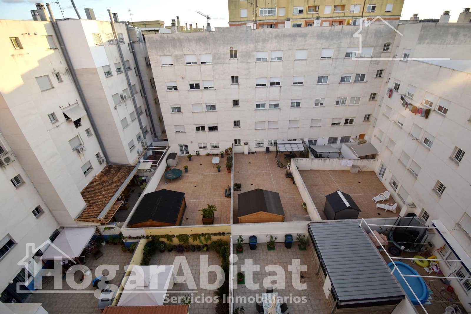 2 soveværelse Penthouse til salg i Castello de la Plana med garage - € 239.900 (Ref: 9936448)