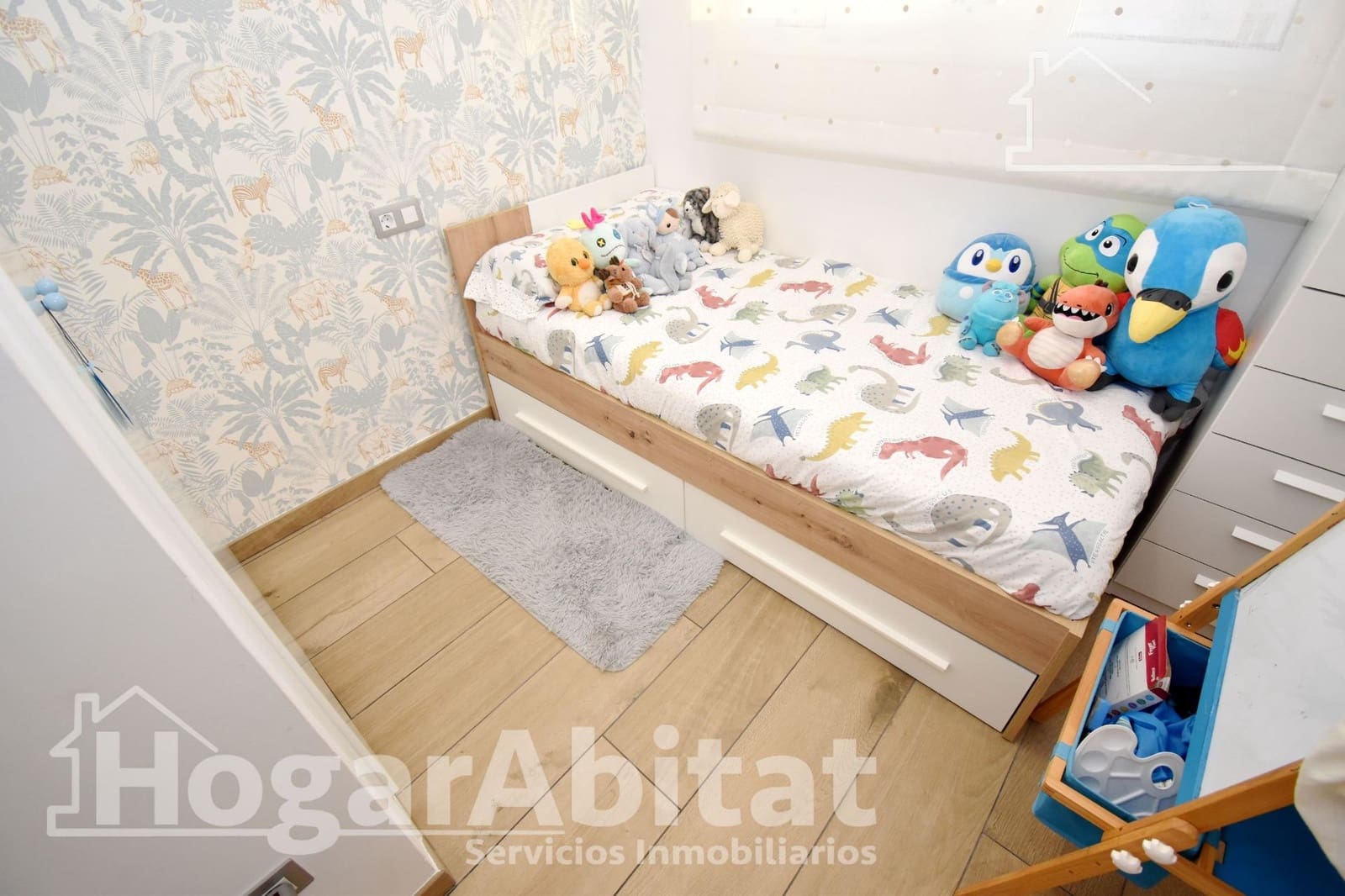 2 soveværelse Penthouse til salg i Castello de la Plana med garage - € 239.900 (Ref: 9936448)