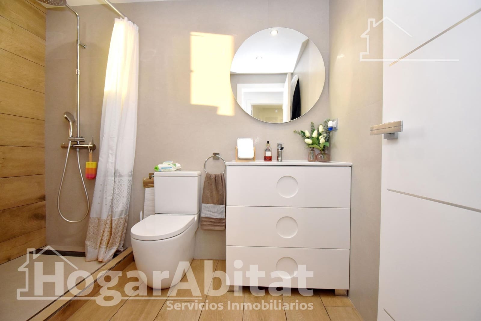 2 soveværelse Penthouse til salg i Castello de la Plana med garage - € 239.900 (Ref: 9936448)