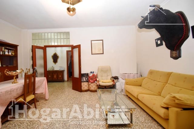 3 quarto Casa em Banda para venda em Alcàsser - 320 000 € (Ref: 9936456)