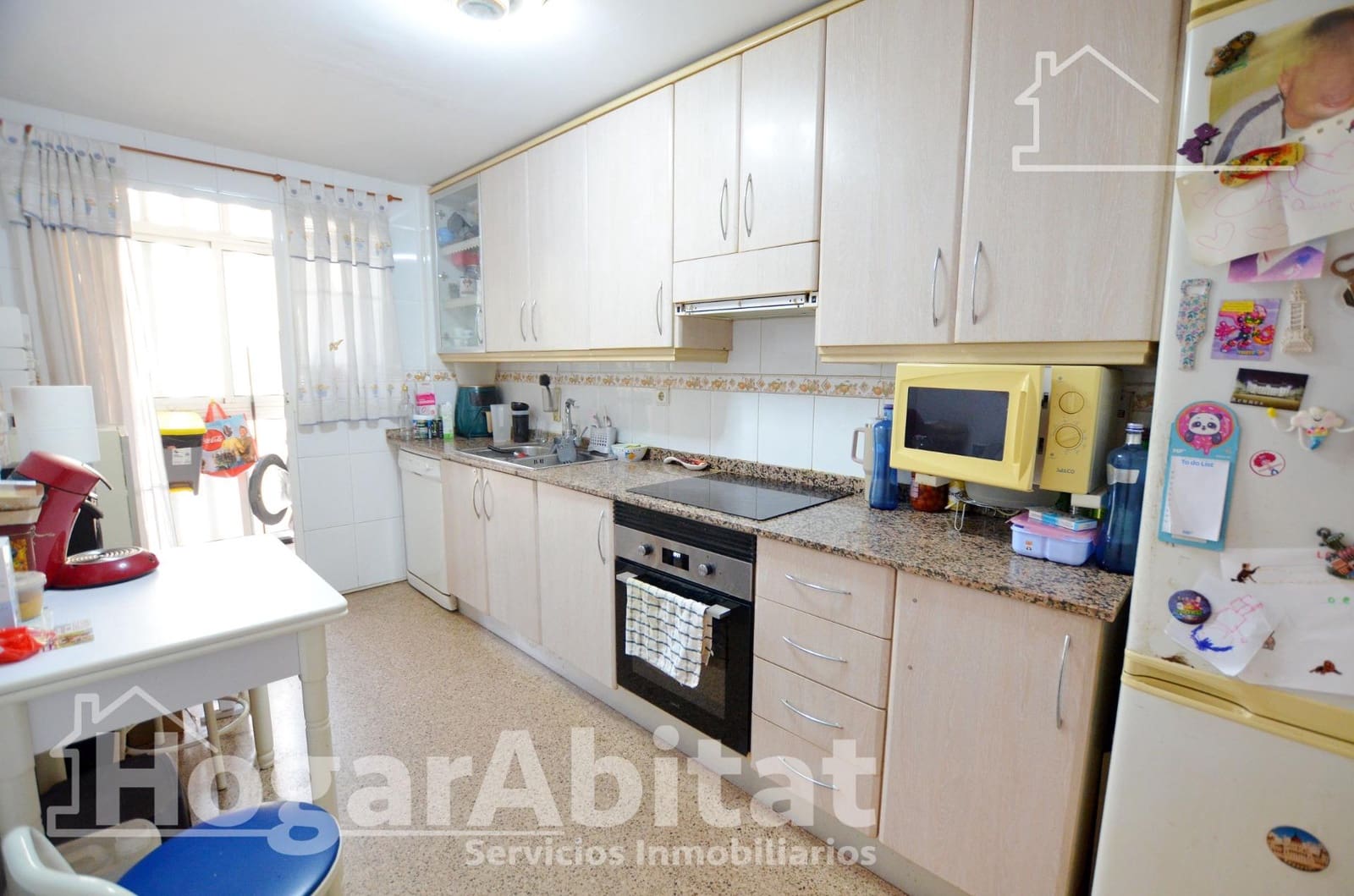 4 slaapkamer Flat te koop in Alicante stad met garage - € 250.000 (Ref: 9938264)