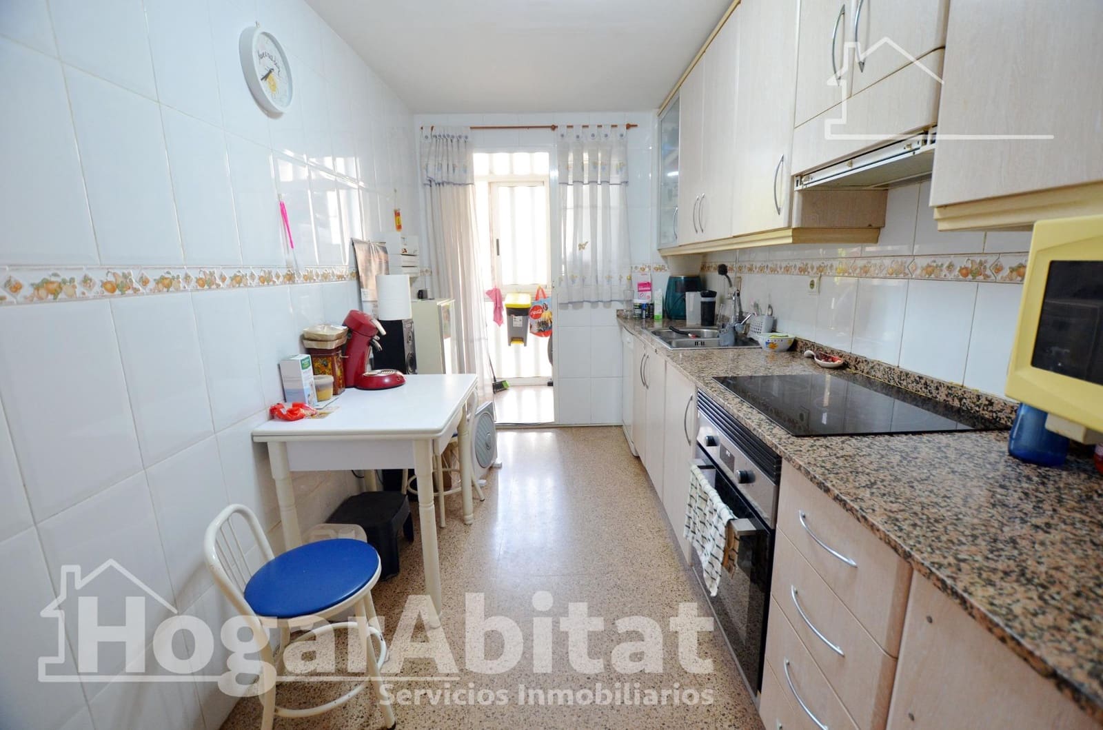 4 slaapkamer Flat te koop in Alicante stad met garage - € 250.000 (Ref: 9938264)