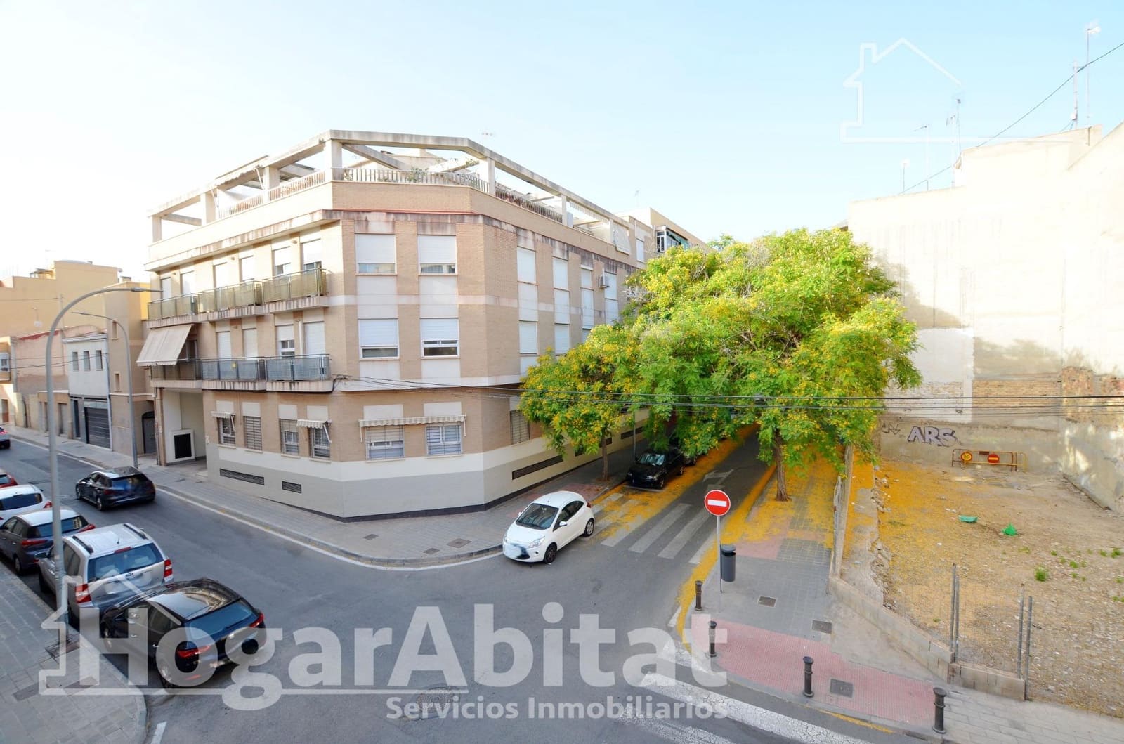 4 slaapkamer Flat te koop in Alicante stad met garage - € 250.000 (Ref: 9938264)