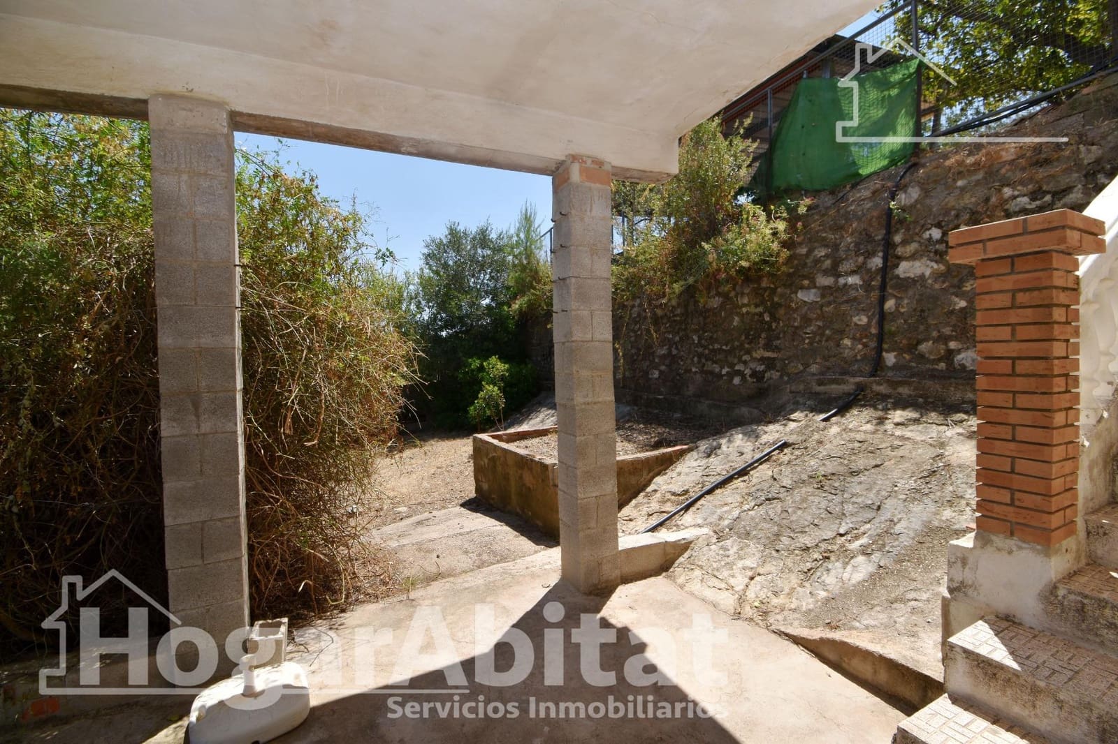 4 bedroom Villa for sale in Carlet with pool garage - € 125,000 (Ref: 9938266)