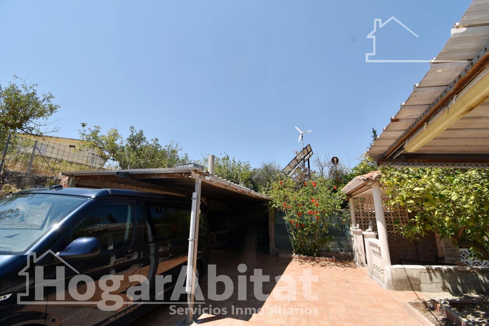 4 bedroom Villa for sale in Carlet with pool garage - € 125,000 (Ref: 9938266)