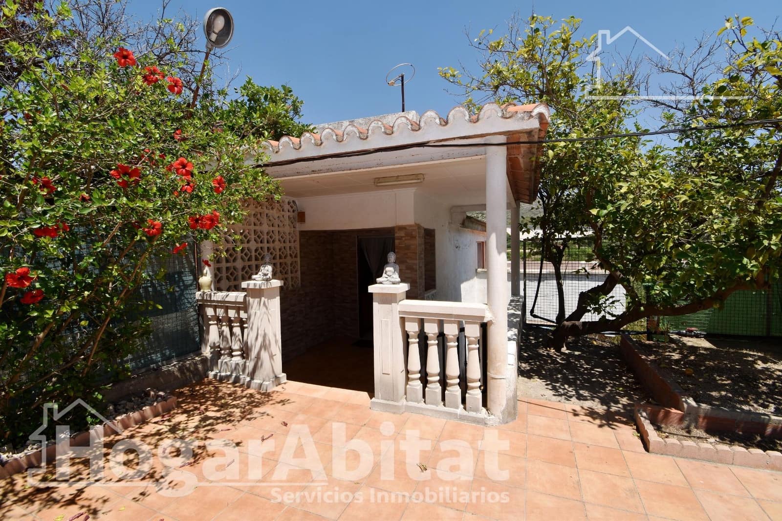 4 bedroom Villa for sale in Carlet with pool garage - € 125,000 (Ref: 9938266)