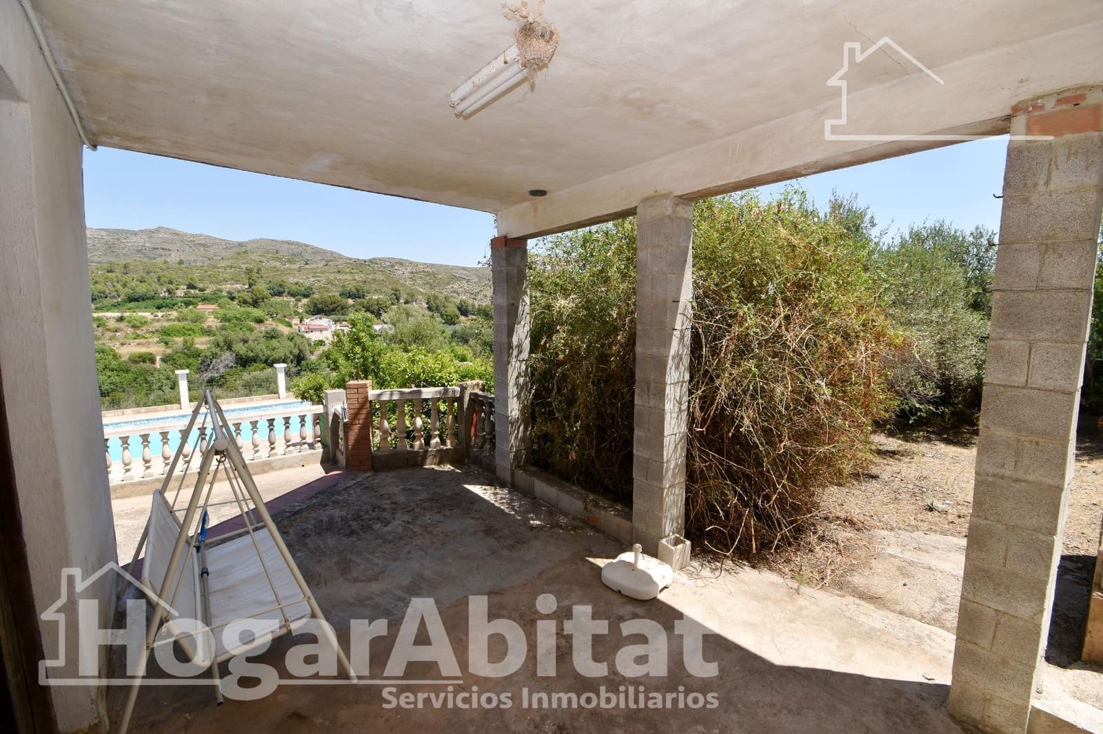 4 bedroom Villa for sale in Carlet with pool garage - € 125,000 (Ref: 9938266)
