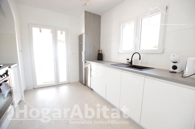 5 bedroom Villa for sale in Calpe / Calp with pool garage - € 719,000 (Ref: 9942567)