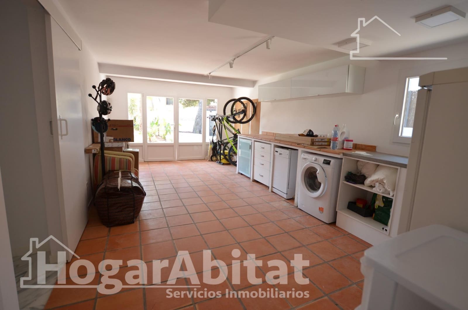 5 bedroom Villa for sale in Calpe / Calp with pool garage - € 719,000 (Ref: 9942567)