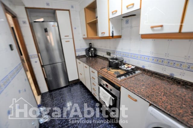 3 soverom Leilighet til salgs i Torrefiel, Valencia by - € 220 000 (Ref: 9942574)